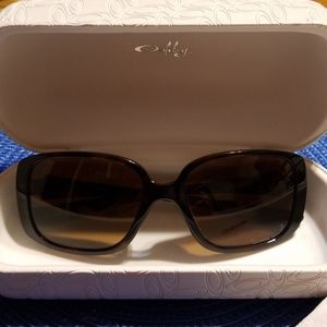 🚨SUNDAY SALE🚨Oakley Polarized Sunglassess